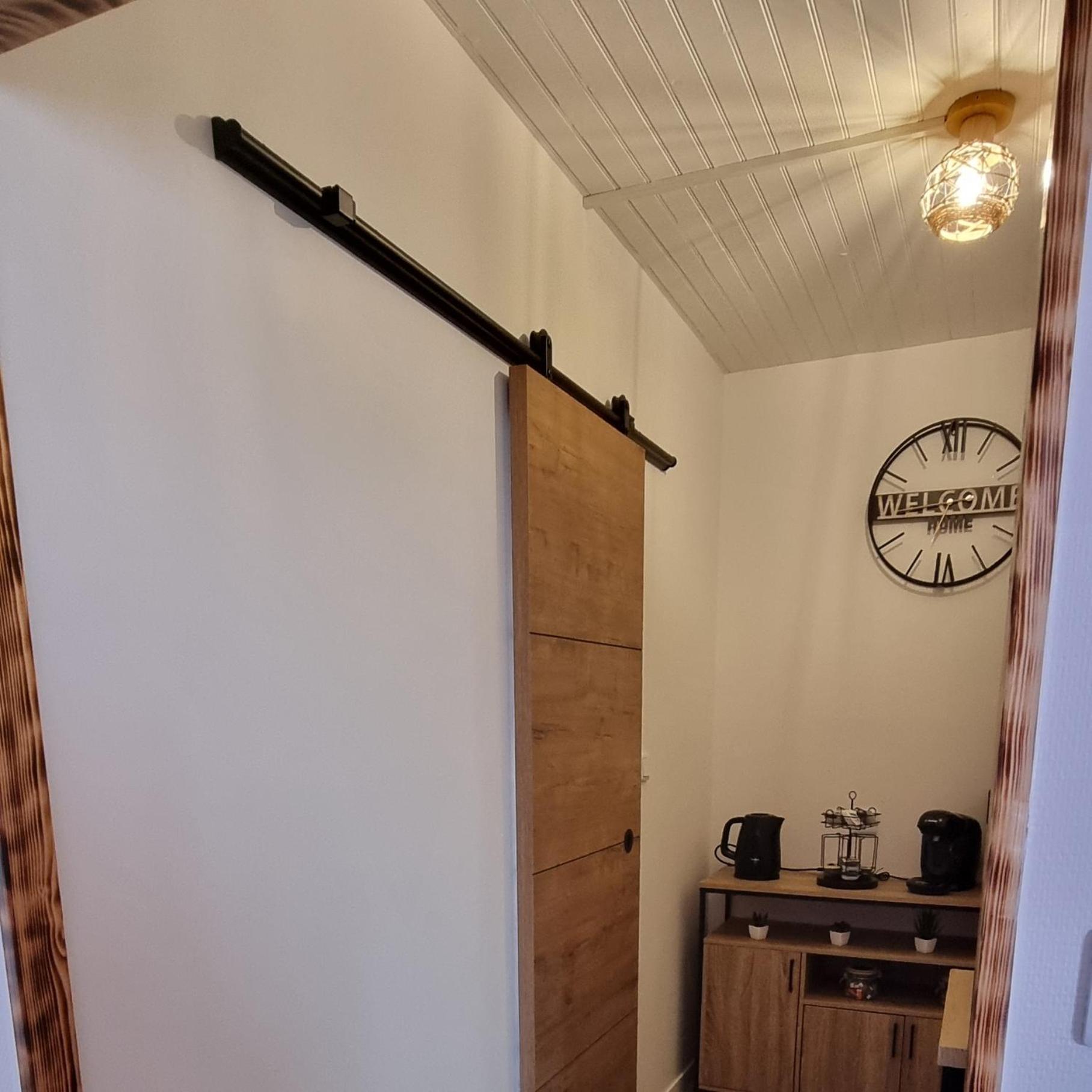 Le Grand-Serre L'Hirondelle Bed & Breakfast エクステリア 写真